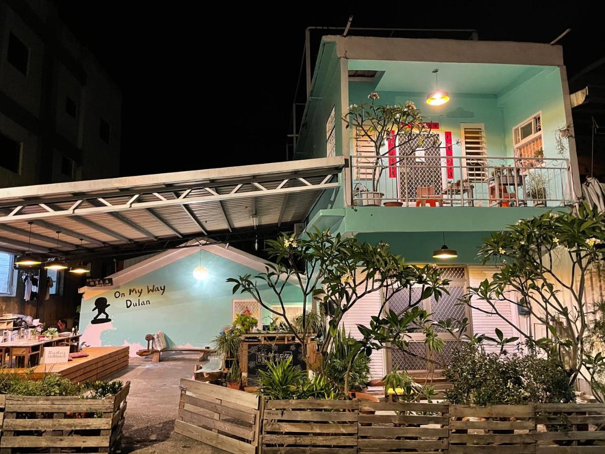 On My Way Dulan Hostel Donghe Exterior foto